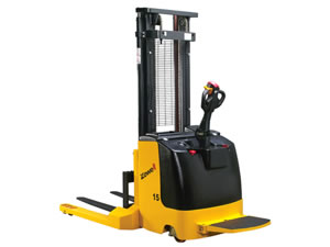 Аккумуляторный штабелер с противовесом